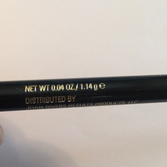 Joan Rivers lip liner “celebration Red!” .04 oz - Picture 4 of 6